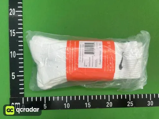 白色高筒毛巾底