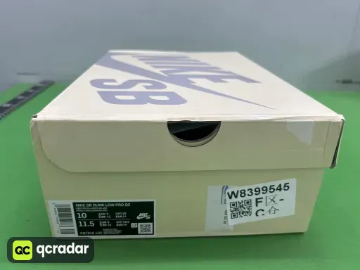 款式配色:白蓝联名 FN7819-400