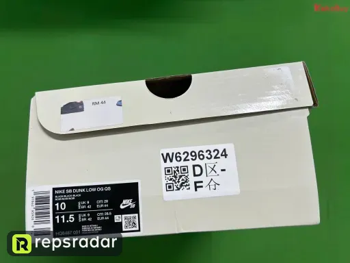 款式配色:欧洲限定黑红 HQ8487-001