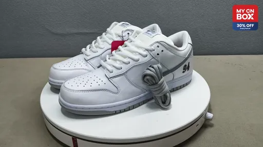 Europe Exclusive White Grey HQ8487-100