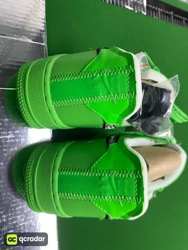 Style color matching: 空军OW联名绿色艺术馆DX1419-300