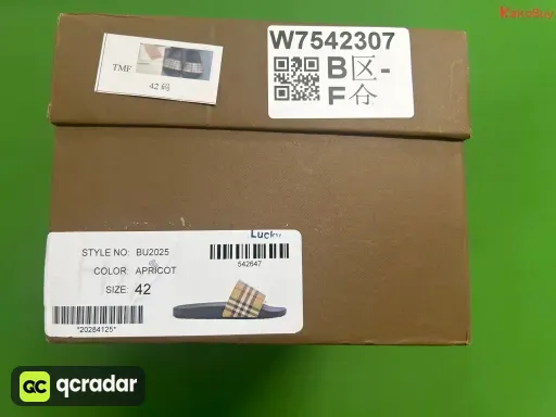 款式配色:FS BB*R拖鞋