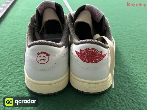 款式:DG2.0 AJ1 TS白棕低帮