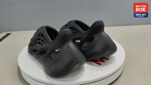 GX FORM Clogs Dark Gray HP8739