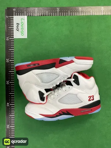 Color matching: Y3 J5白红 2025