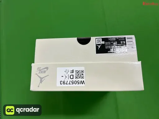 配色:Y3 AJ4 SB白蓝