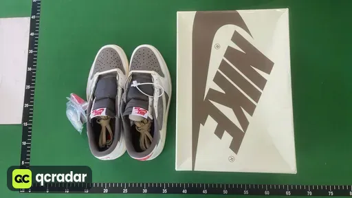 AJ1白棕倒钩低帮3.0
