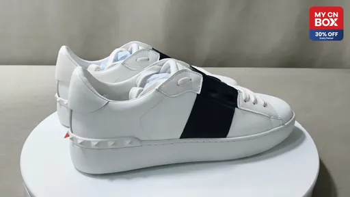 Color 5 (White + Navy Blue)