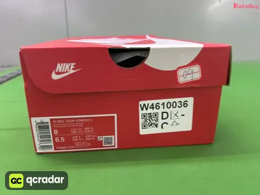 款式配色:Z版 Nike Vomero5 白银色 FD0884-025