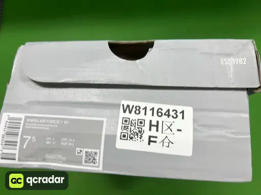 款式配色:G版 AF1 纯黑低帮