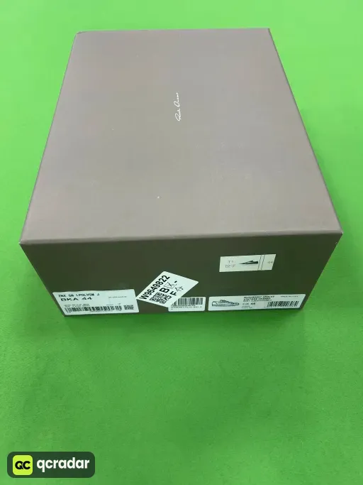 RO VANS 黑皮
