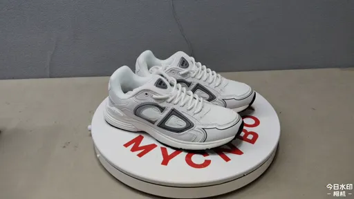 No. 3 White 000
