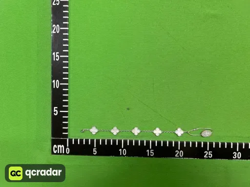 白金色白贝母