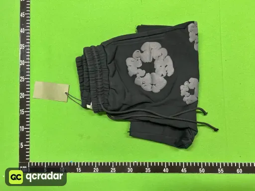 8611黑灰短裤