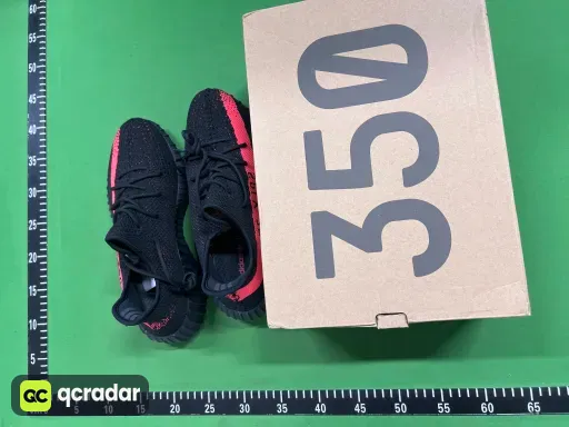 Core Black Red BY9612