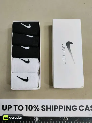 5 pairs [Black+Black+Black+White+White]