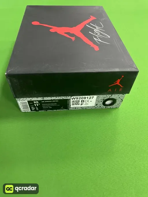 10号黑红（公牛）308497 060