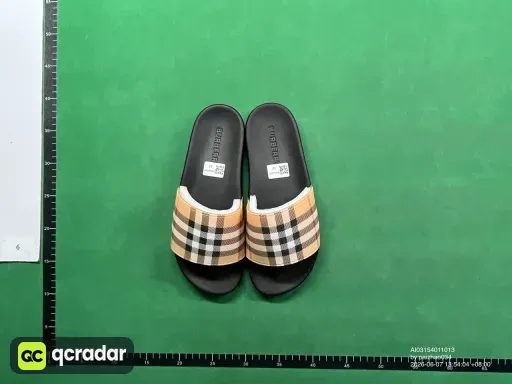 尺码::EUR 42
