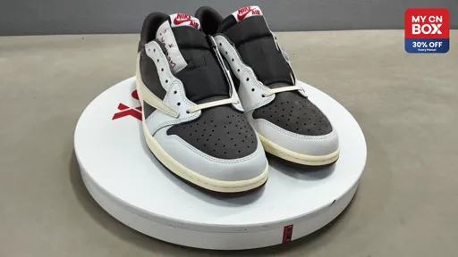 【J1 TS White