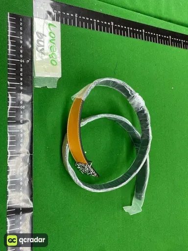 土黄银扣