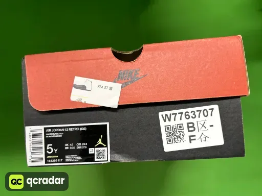 型号:2025 黑白金扣 CT8013-117