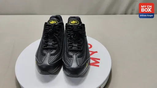 [FB2709-003] Collaboration Black Yellow