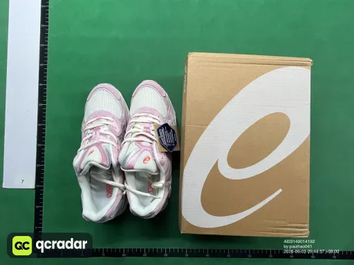 尺码:36-47（请留言备注尺码！）有半码