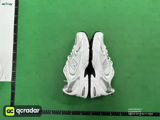 尺码:44