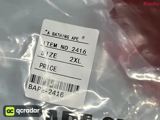款式:黑色上衣