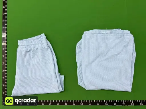 天蓝色