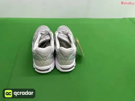 Style:Asics-29