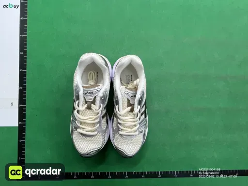 银白黑