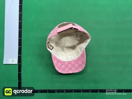 粉色