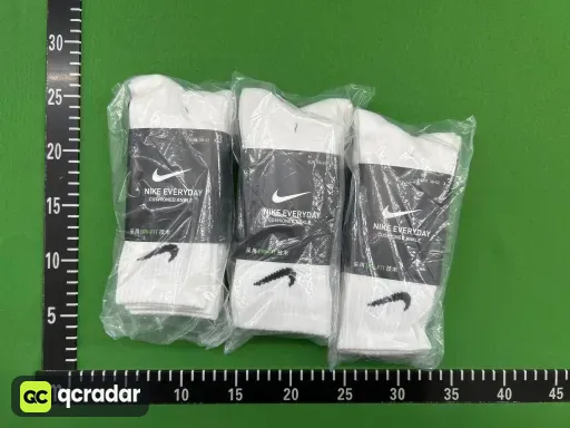 尺码:003 white three pairs