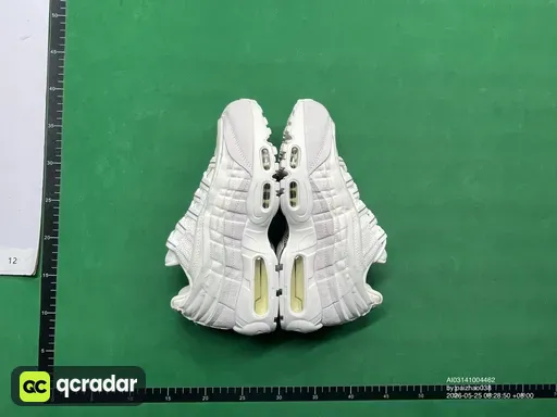 尺码:US8.5 42