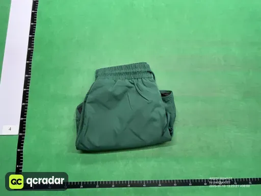 绿色