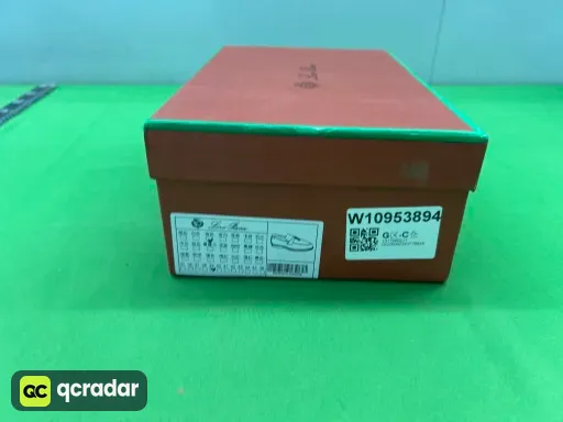 裸色