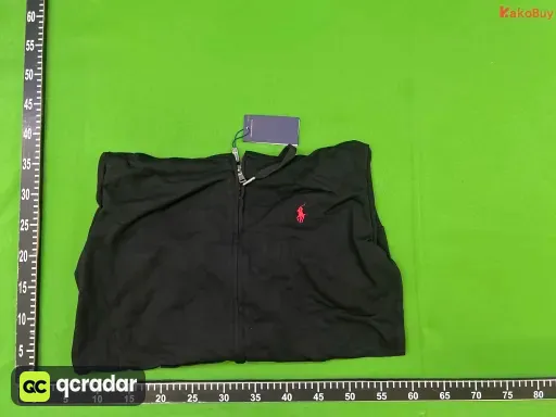 款式:衣服黑色红标