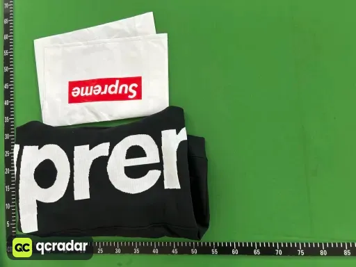 Black (knitted stitching)