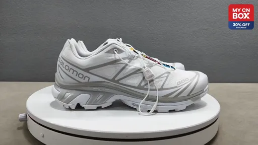 Glacier White 412529