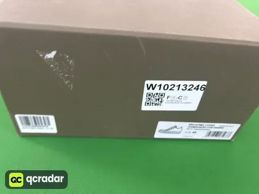 低帮麂皮白粗鞋带