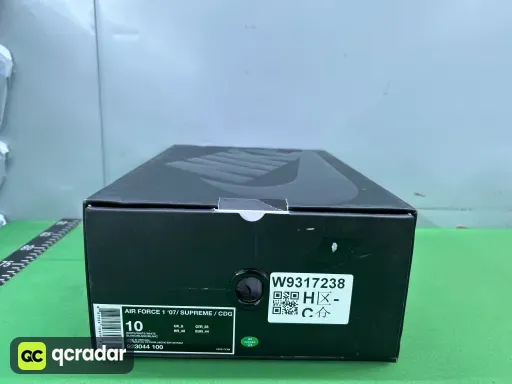 CDG眼睛