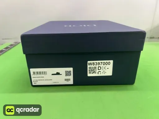 翻盖纯黑拖