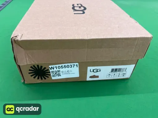 栗色平底鞋底