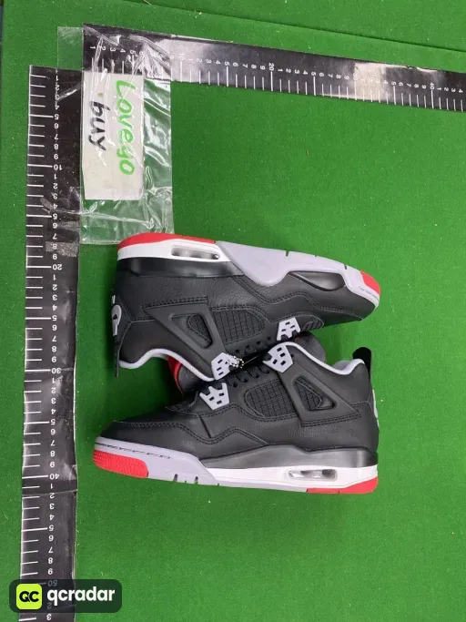 AJ4皮面黑红FV5029-006