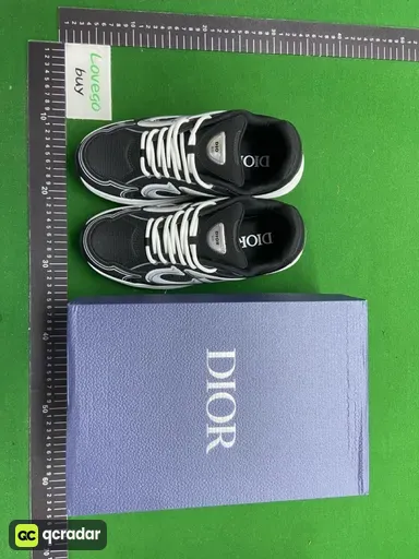 Color matching: 黑灰