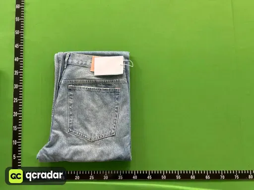 蓝色