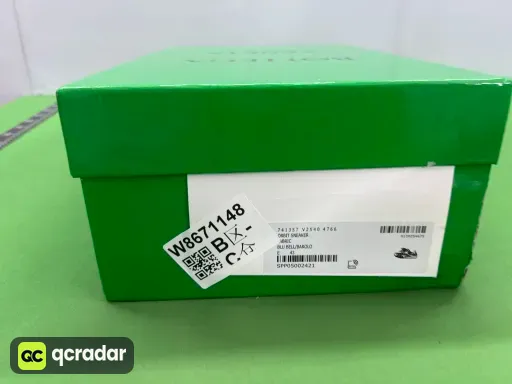 配色:741357V2X404766酒红兰(35-47)