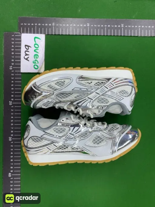 Color matching: 741357V2X401425白银(35-47)