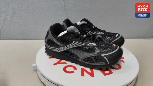 741357V2X401000 Black (35-47)